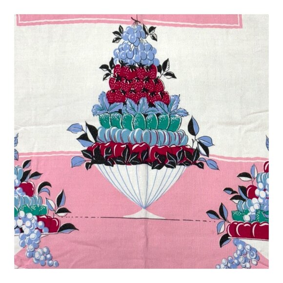 Vintage Fruit & Floral Tablecloth Pink White Center Grapes Berries Fruit Salad R - Picture 3 of 7